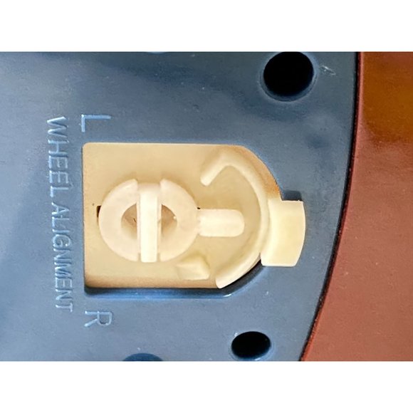 Vintage Pokémon Pikachu Electronic l Car Tiger Nintendo 2000 Y2K ***NO REMOTE - Picture 9 of 9